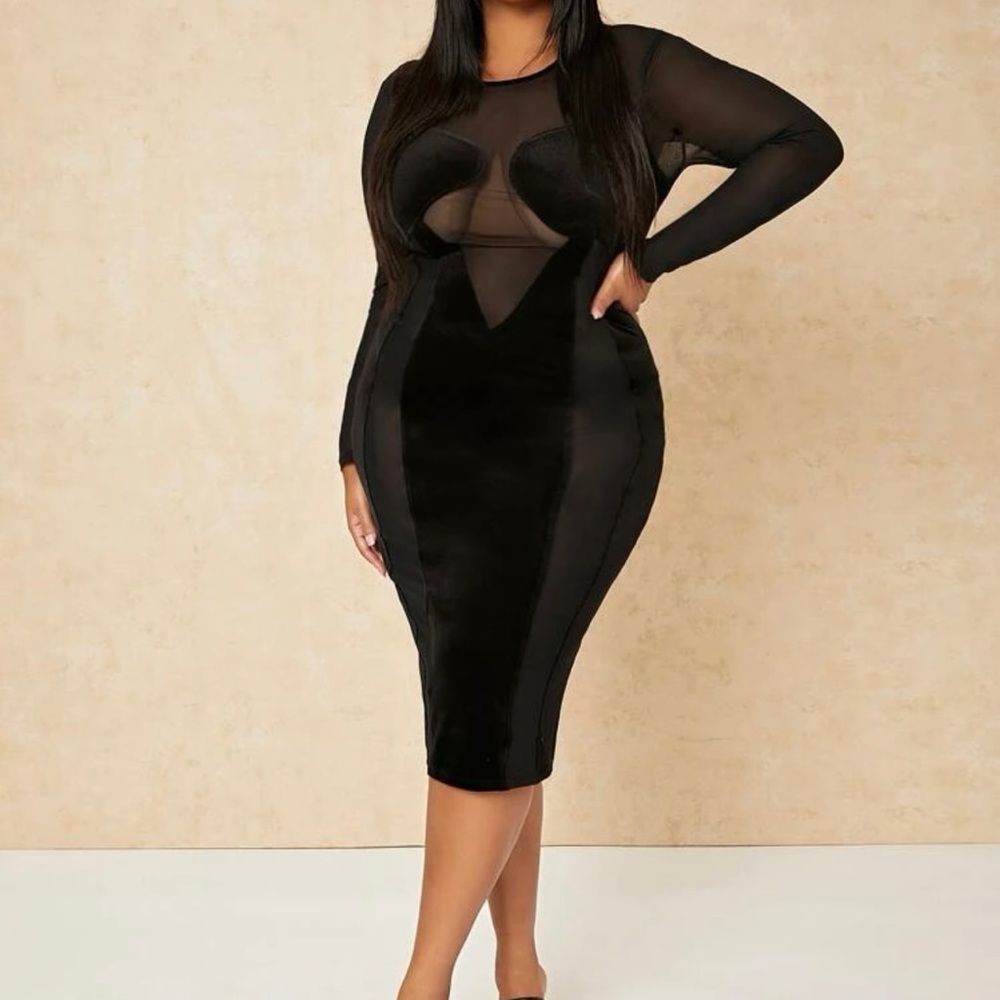 Plus Mesh Panel Split Back Velvet Dress Size 14